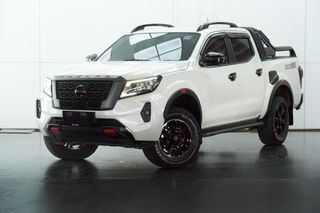 Nissan Navala 2.3 PRO-2X DOUBLE CAB AT 4DR ปี 2020จด2022 สี ขาว (40V51) รถบ้านมือเดียว ราคาถูกสุดในตลาดไม่ต้องใช้เงินออกรถ