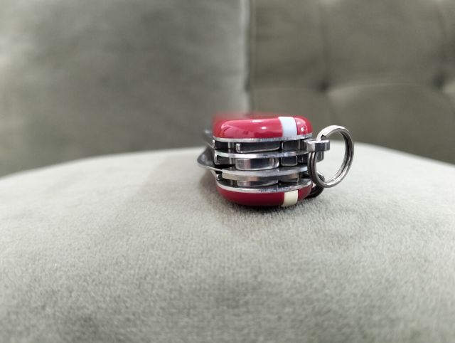 Victorinox Climber 91mm.มีดสวิสแท้มือสองสภาพสวย14ฟังก์ชั่นการใช้งานเครื่องมือสวยครบคมเดิมประกับแน่นกระชับแหนบไม้จิ้มฟันครบ รูปที่ 11