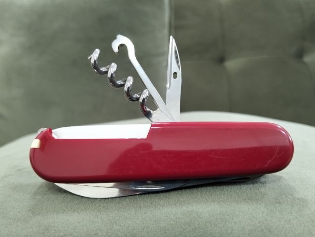 Victorinox Climber 91mm.มีดสวิสแท้มือสองสภาพสวย14ฟังก์ชั่นการใช้งานเครื่องมือสวยครบคมเดิมประกับแน่นกระชับแหนบไม้จิ้มฟันครบ รูปที่ 6