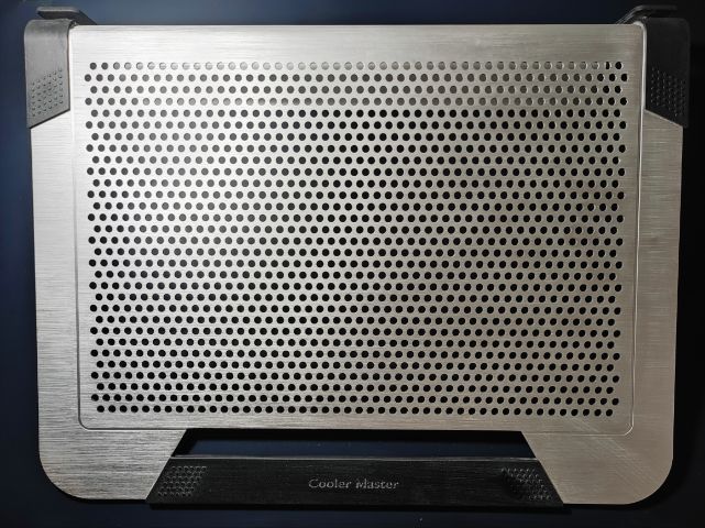 พัดลมระบายความร้อน อลูมิเนียม Cooler Master U3 Plus พัดลม 3 ตัว (ย้ายตำแหน่งได้) สภาพสวย