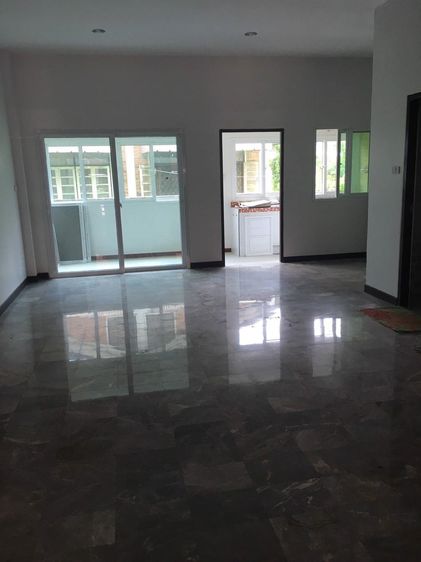 อื่นๆ ไม่มี ทาว์เฮ้าส์ 3 ชั้น หน้ากว้าง 6 เมตร ทำเลดีใกล้ศูนย์ราชการแจ้งวัฒนะ รพ จุฬาภรณ์หาวิทยาลัย วิภาวดี 64 รูปที่ 3