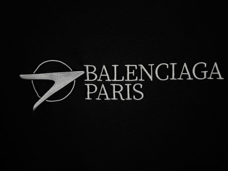 Balenciaga รูปที่ 6