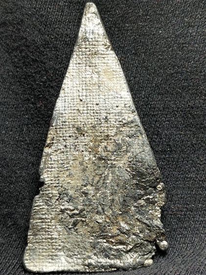 พระท่ามะปรางเนื้อชินเงินสุโขทัยครับ รูปที่ 4