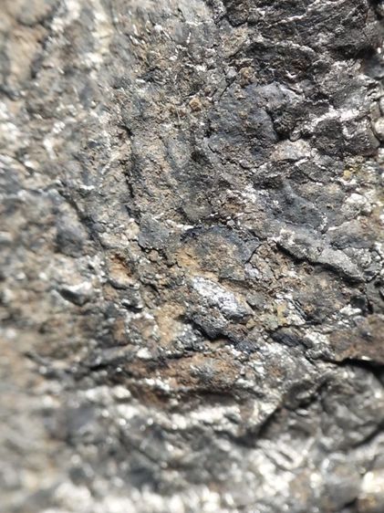 พระท่ามะปรางเนื้อชินเงินสุโขทัยครับ รูปที่ 11