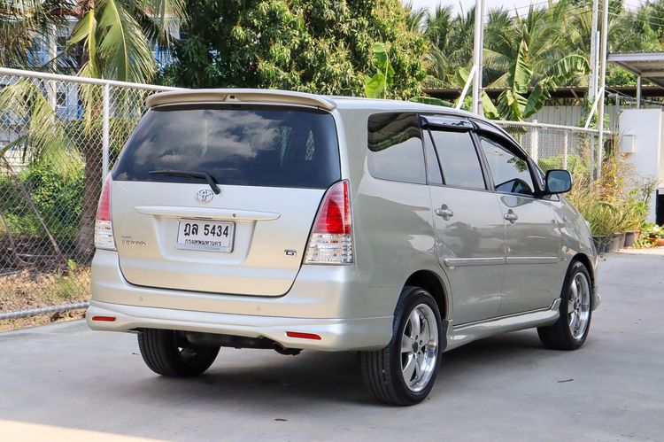 Toyota Innova 2010 2.0 G Sedan เบนซิน LPG เกียร์อัตโนมัติ น้ำตาล รูปที่ 4