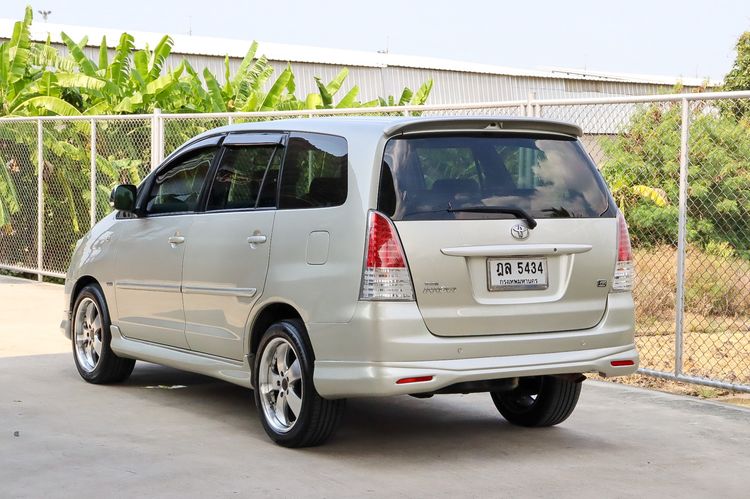Toyota Innova 2010 2.0 G Sedan เบนซิน LPG เกียร์อัตโนมัติ น้ำตาล รูปที่ 3