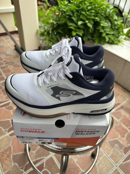 Skechers รองเท้าเดินผู้ชาย