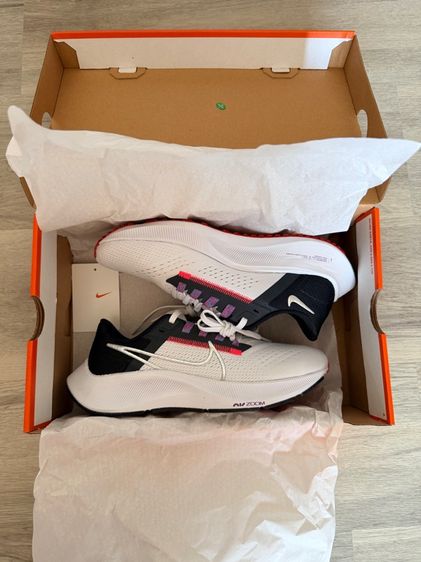 WMNS NIKE AIR ZOOM PEGASUS 38 รูปที่ 5