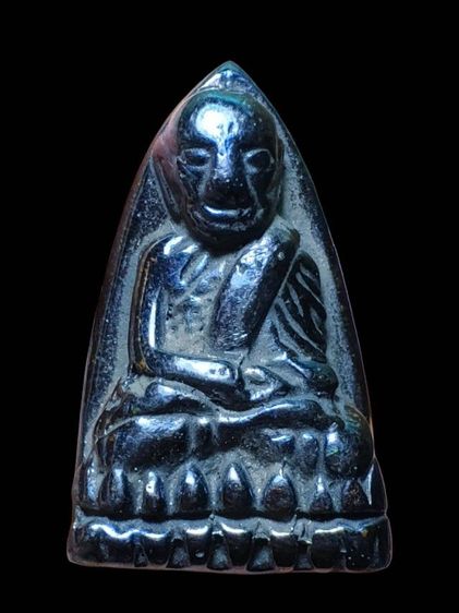 พระเครื่องหลวงปู่ทวดเนื้อเมฆพัตร พิมพ์หน้านกฮูก ปี2505