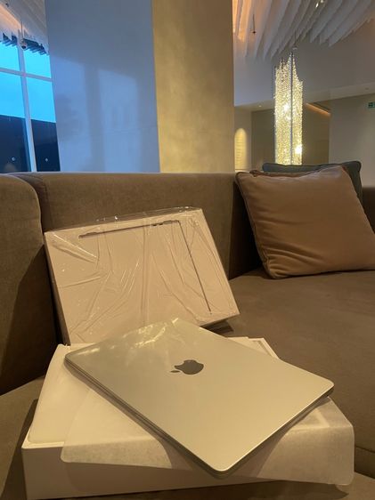 MacBook Air m2 13 นิ้ว  รูปที่ 2