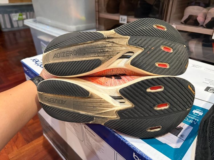 adidas Adizero Adios Pro Strung 1 ตัวแข่งระดับตำนาน ⚡ Lightstrike Pro  คาร์บอน ไซซ์ US10.5 JP 285 รูปที่ 4