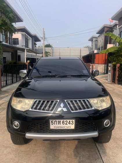 รถ Mitsubishi Pajero Sport 2.5 GLS สี ดำ