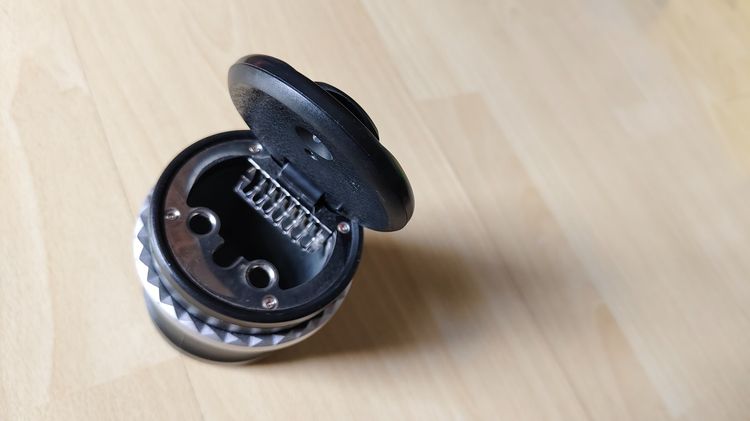 ขายที่เขี่ยบุหรี่รถ everest ของแท้ เบิกศูนย์  รูปที่ 3