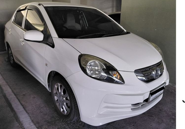 Honda Brio 2014 1.2 Amaze V Sedan เบนซิน เกียร์อัตโนมัติ ขาว รูปที่ 3