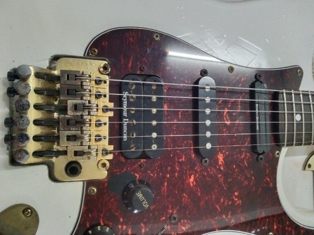 Fender Japan Floyd Rose  รูปที่ 3