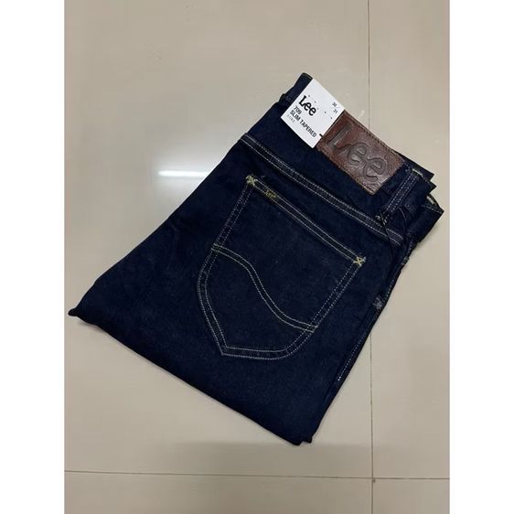 อื่นๆ อื่นๆ Lee รุ่น LE 9R11 มีไซส์ 29,30,31,32,33,34 กางเกงยีนส์ผู้ชาย ราคาป้าย 2,990 บาท ยีนส์ยืด เอวต่ำ ทรงเข้ารูป สียีนส์ ใหม่ ของแท้ ส่งฟรี