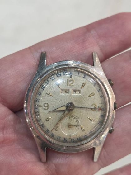 vintage Heuer จับเวลาเครื่องออโต้ไม่มีเม็ดมะยมขายตามสภาพ