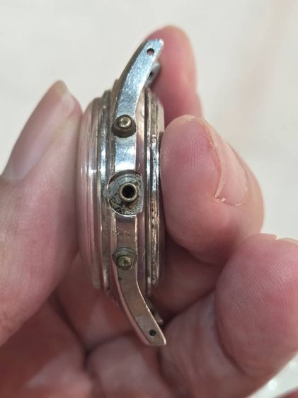 vintage Heuer จับเวลาเครื่องออโต้ไม่มีเม็ดมะยมขายตามสภาพ รูปที่ 2