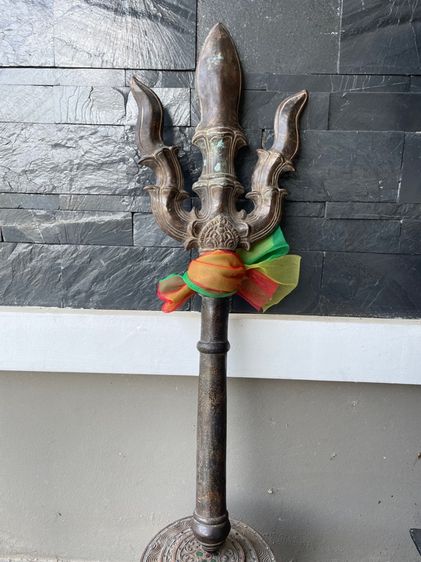 เทพศาสตรา ตรีศูล เนื้อสำริด ศิลปะขอม  รูปที่ 8