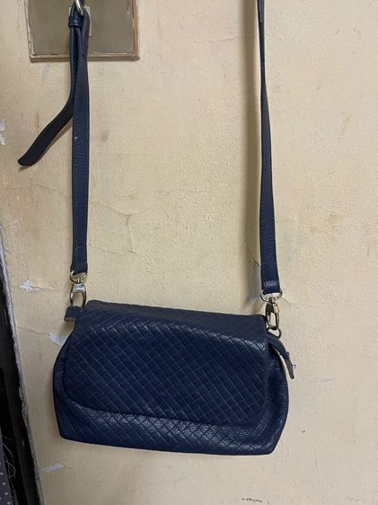 กระเป๋าสะพายข้าง