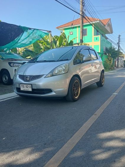 Honda Jazz 2009 1.5 V i-VTEC Sedan เบนซิน ไม่ติดแก๊ส เกียร์อัตโนมัติ บรอนซ์เงิน รูปที่ 3