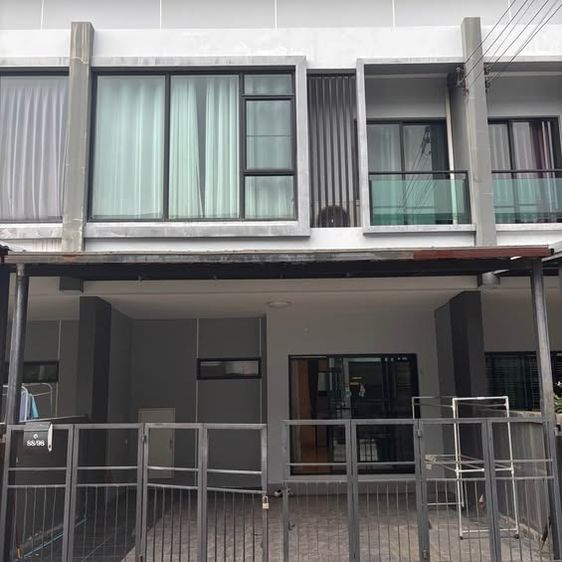 ขายด่วน บ้านทาวน์โฮม หมู่บ้าน เดอะริคโค้ ทาวน์ พหลโยธิน สายไหม 35 ใกล้รถไฟฟ้าสถานีคูคต เจ้าของบ้านขายเอง