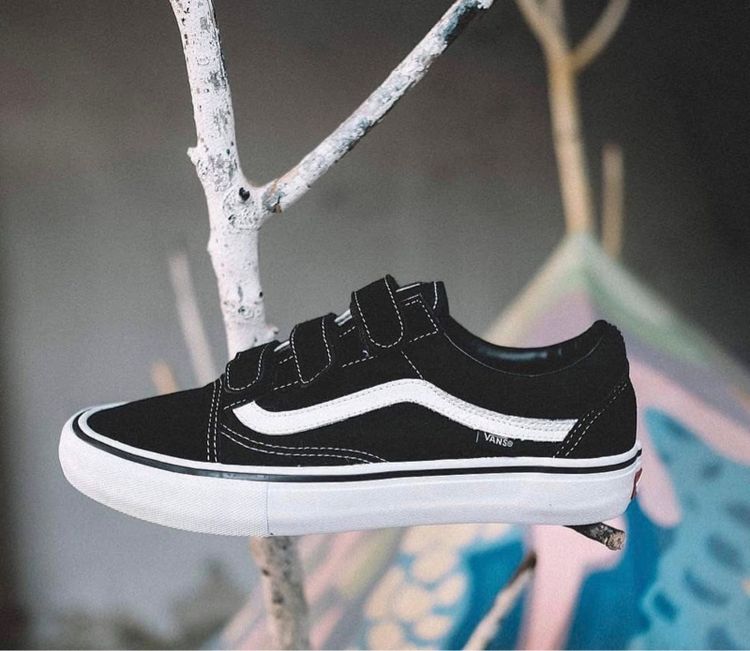 vans old skool pro velcro black white มือ 2 ราคา 990฿ (รวมส่ง ) ไม่มีกล่อง Size  9 US 42 Eur 27 Cm  สินค้า  มือ 2 สภาพดี  รูปที่ 13