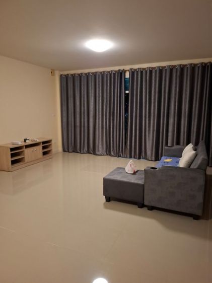 ให้เช่า Hometown