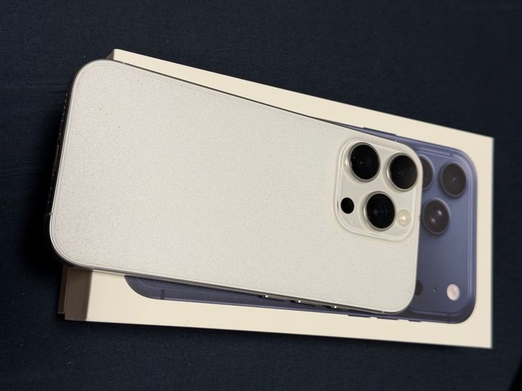 iPhone 16 pro 256GB White titanium รูปที่ 2