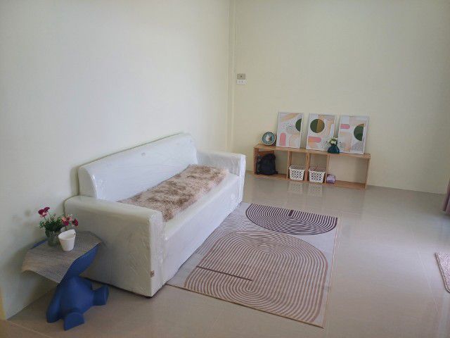 มีบางส่วน ไม่ใช่ ทฮชั้นเดียว เขตอมตะนคร ชลบุรี ปรับปรุงใหม่ทั้งหลัง จะซื้ออยู่เองหรือปล่อยเช่ามีลูกค้ารอเช่าตลอด มีบริการหาผู้เช่าให้1ปี รูปที่ 4