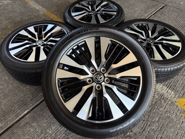 Toyota Alphard Vellfire แท้ ขอบ 18 นิ้ว Top 💢