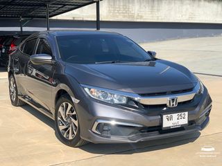 HONDA CIVIC FC 1.8 E ( MNC ) AUTO ปี 2019 ไมล์ 67,xxx กิโลแท้ มือเดียวป้ายแดง น็อตไม่มีขยับ