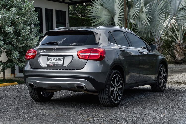 Mercedes-Benz GLA-Class 2016 GLA200 Utility-car เบนซิน ไม่ติดแก๊ส เกียร์อัตโนมัติ เทา รูปที่ 3