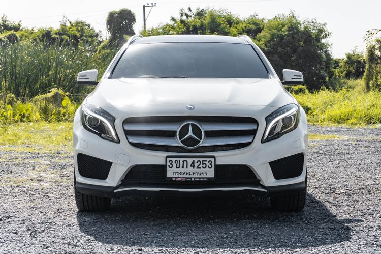 Mercedes-Benz GLA-Class 2015 GLA250 Utility-car เบนซิน ไม่ติดแก๊ส เกียร์อัตโนมัติ ขาว รูปที่ 2