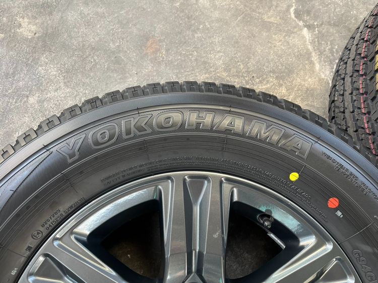 ✨ล้อแม็ก✨Toyota Revo ขอบ 17 สีเทาดำ พร้อมยางใหม่💯265-65-17 Yokohama💥ปลายปี 25💥 รูปที่ 6