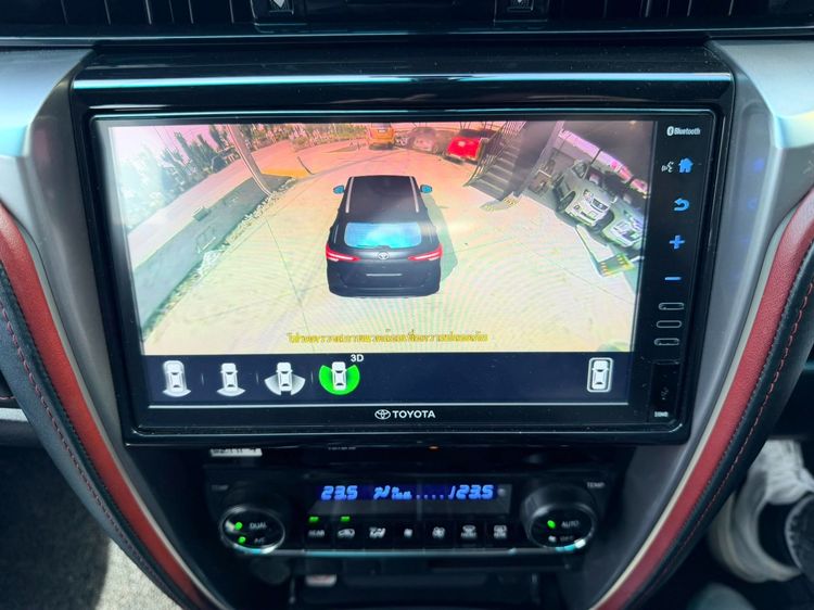 Toyota Fortuner 2022 2.4 LEGENDER 2WD AT Utility-car ดีเซล ไม่ติดแก๊ส เกียร์อัตโนมัติ ดำ รูปที่ 3