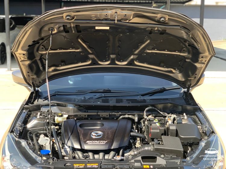 Mazda Mazda 2 2019 1.3 High Connect Sedan เบนซิน เกียร์อัตโนมัติ น้ำตาล รูปที่ 2