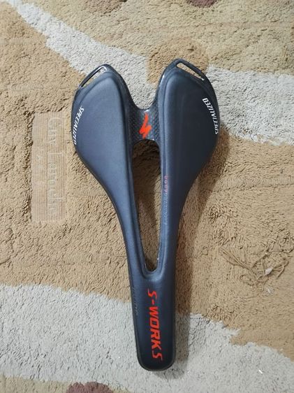 เบาะคาร์บอน รูปที่ 2