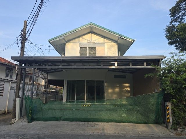 ใช่ อาคาร 2 ชั้นให้เช่า ติดถนนซอยรามอินทรา 19 ขนาด 250 ตร.ม. 900 ม.จากรถไฟฟ้าสายสีชมพู เหมาะทำ สำนักงาน ร้านอาหาร ร้านกาแฟ คลินิคทำฟ้น ร้านค้า รูปที่ 3