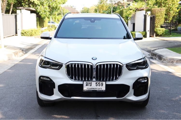 รถ BMW X5 3.0 xDrive45e M Sport 4WD สี ขาว