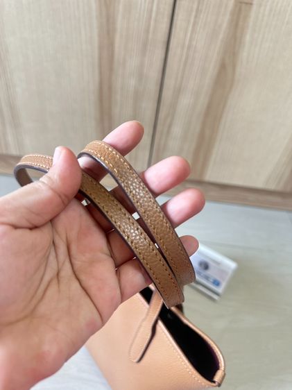 Coach ขนาด 12 นิ้ว มือ 2 สภาพสวย ใช้น้อยมากค่ะ - ขายราคา 2,900 บาท - รูปที่ 4