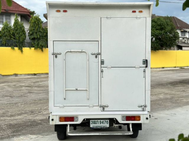 Suzuki Carry 2022 1.5 Pickup เบนซิน ไม่ติดแก๊ส เกียร์ธรรมดา ขาว รูปที่ 3