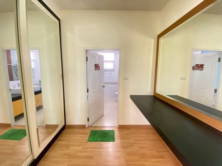 อื่นๆ ตกแต่งครบ ขายบ้านเดี่ยว 2 ชั้น หลังมุม หมู่บ้านเดอะ บูเลอวาร์ด ศรีราชา ใกล้ J-Park ศรีราชา อิออนมอล, พร้อมเฟอร์นิเจอร์ รูปที่ 4