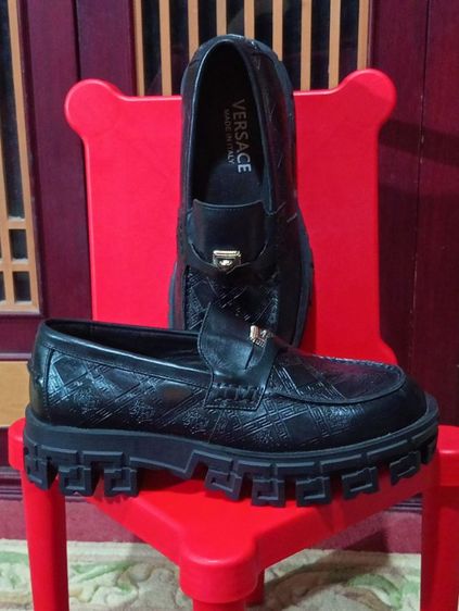 อิตาลี..versace แบรนด์ดังแท้สภาพเยี่ยม