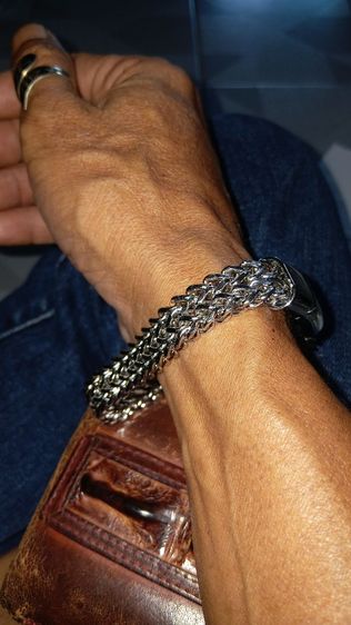 สร้อยข้อมือสแตนเลสแท้ ใหม่ตามภาพ