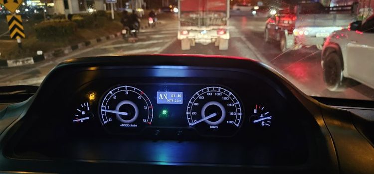 รถ MG V80 รุ่นย่อยอื่นๆ สี เทา