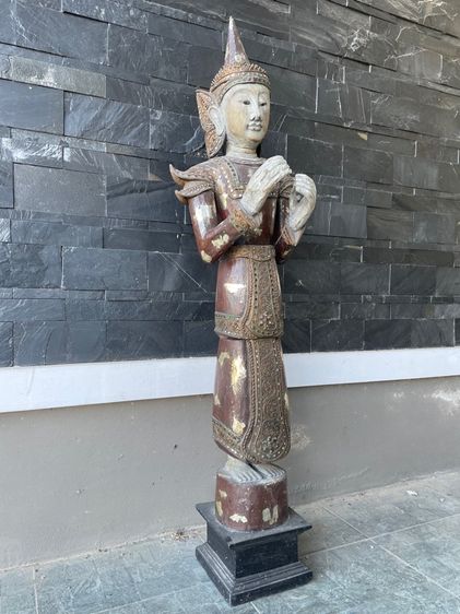 เทวดาไม้เก่าขนาดใหญ่ รูปที่ 2