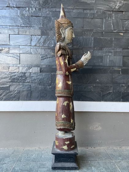 เทวดาไม้เก่าขนาดใหญ่ รูปที่ 4