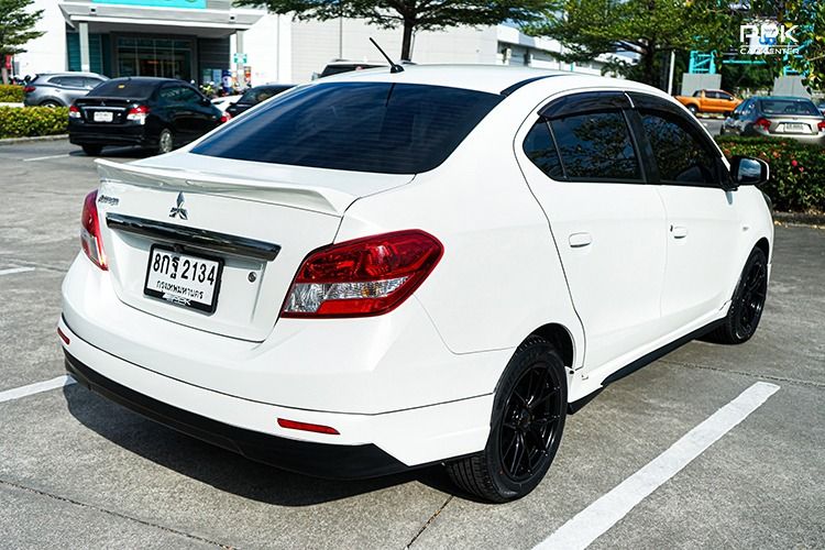Mitsubishi Attrage 2019 1.2 GLX Sedan เบนซิน ไม่ติดแก๊ส เกียร์อัตโนมัติ ขาว รูปที่ 4