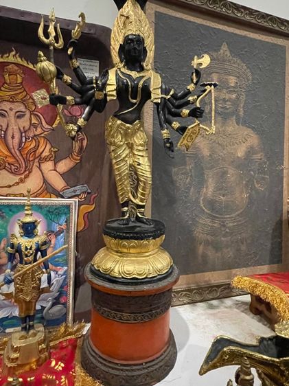 พระแม่มารีอัมมัน เทพแห่งฝนและความอุดมสมบูรณ์ ปางยืนประทานพร รูปที่ 2